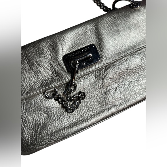 Michael Kors Fulton Pale Gold Leather Flap hand Bag Chain Handle Strap vintage - Picture 4 of 6